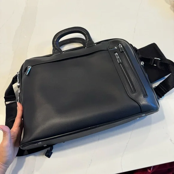 Tumi Narita Slim Black Briefcase - Picture 5 of 14